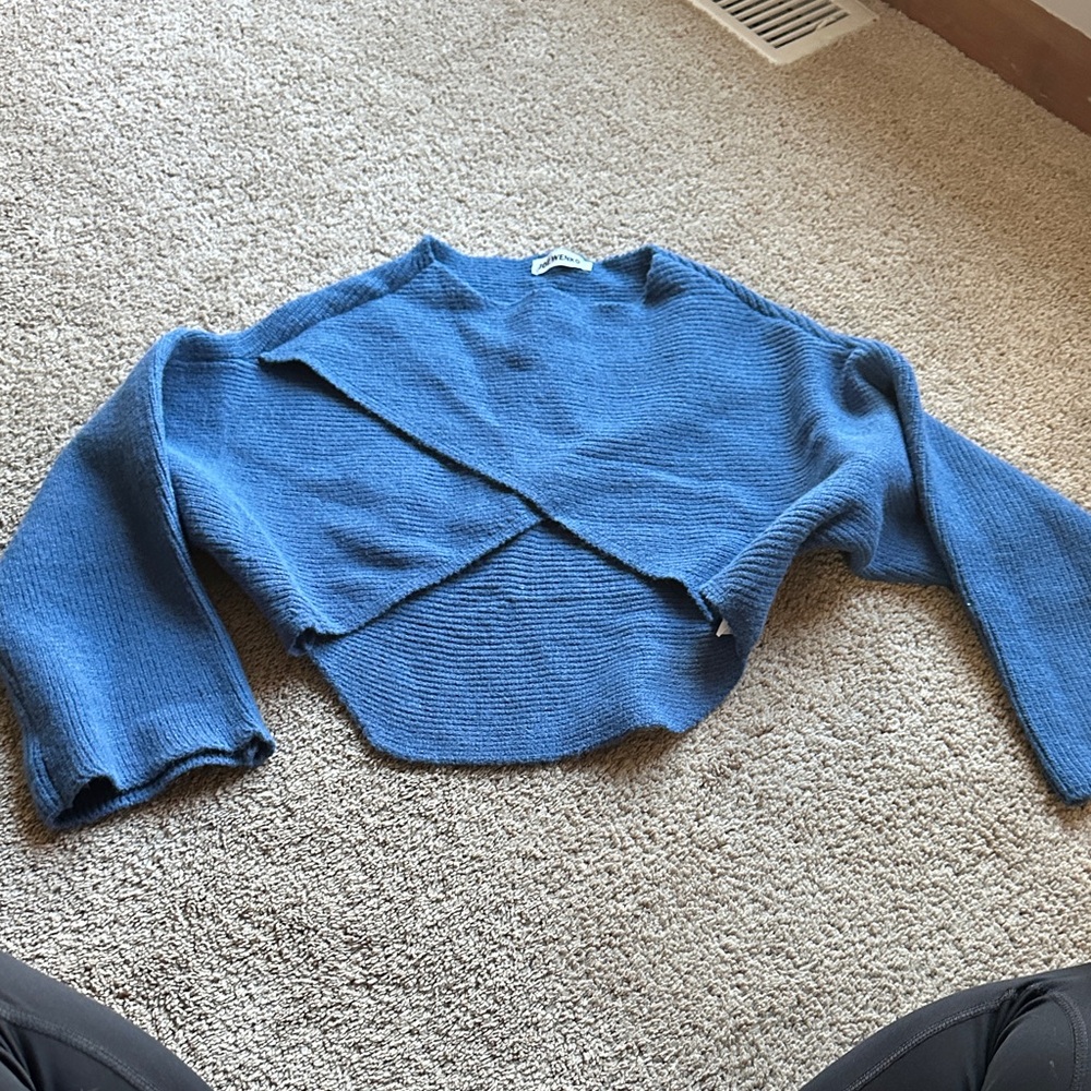Elegant Blue Women's Sweater